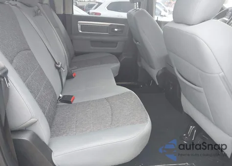 2019 Ram 1500 Classic Big Horn 4X4 5'7 Box из США, поврежденный, VIN 1C6RR7LT5KS637458